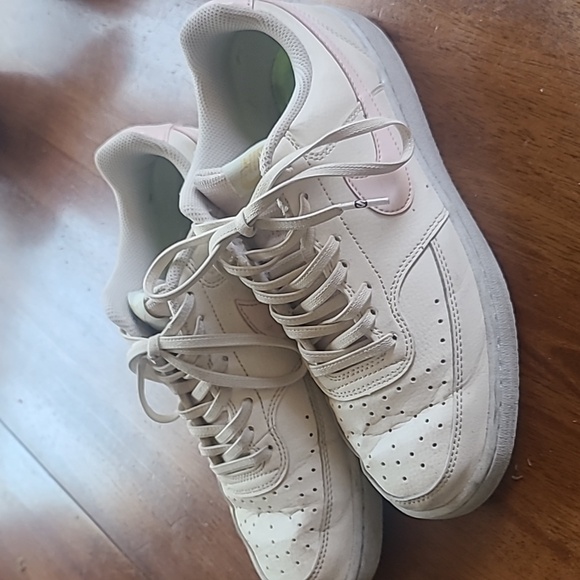 Nike Shoes - Cream and pink Nikes size 8.5